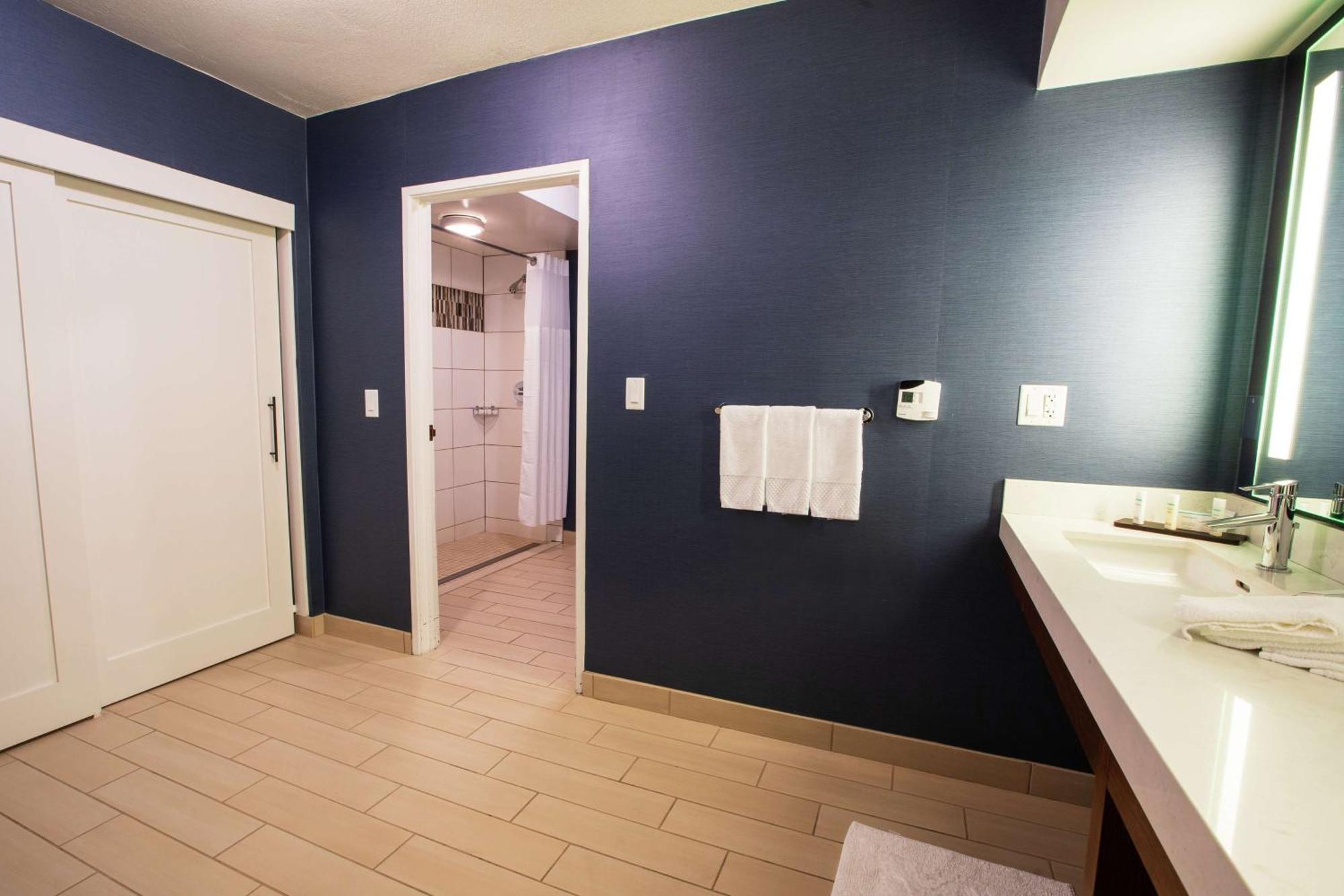 Embassy Suites By Hilton Scottsdale Resort Bagian luar foto