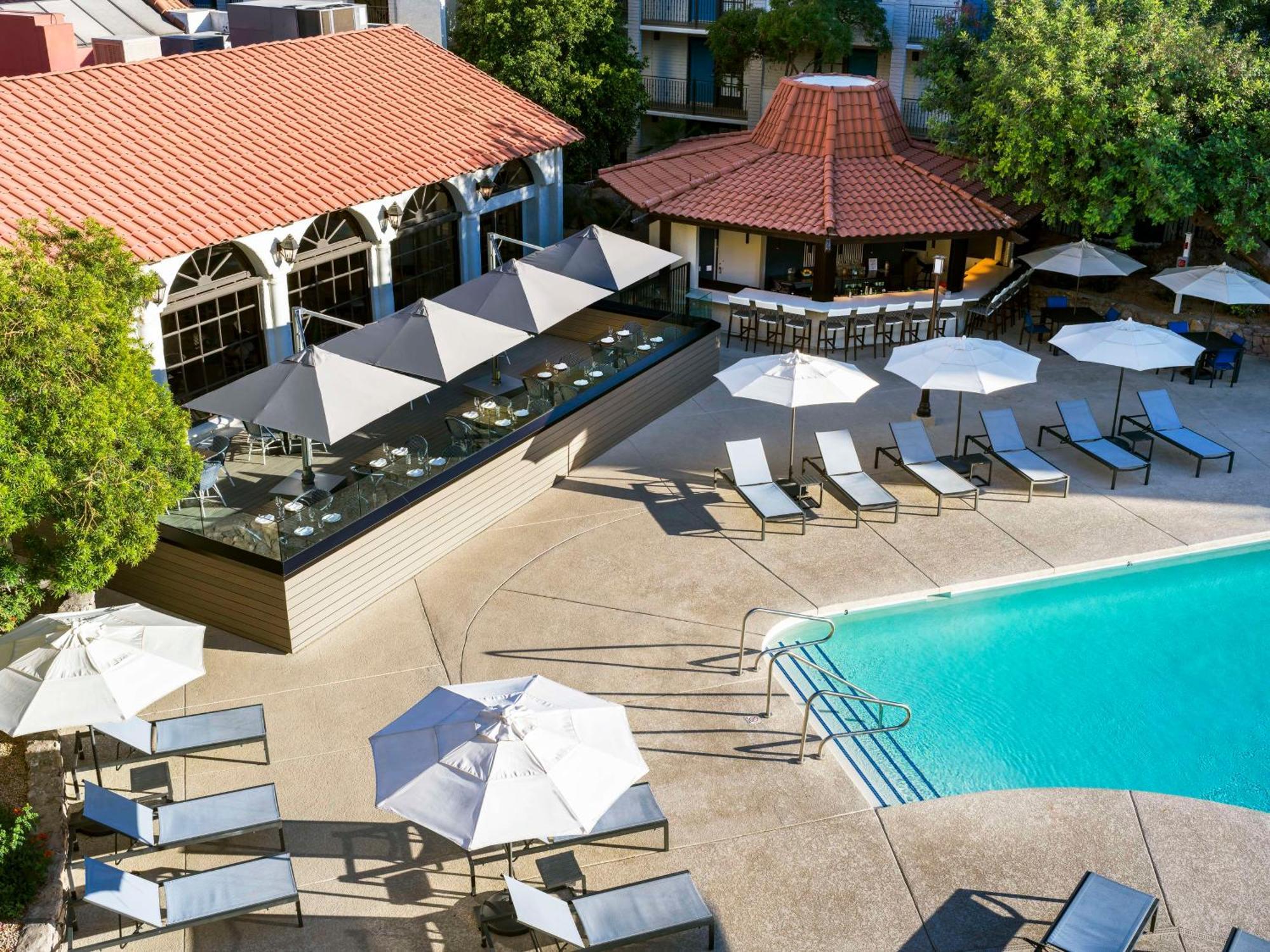 Embassy Suites By Hilton Scottsdale Resort Bagian luar foto
