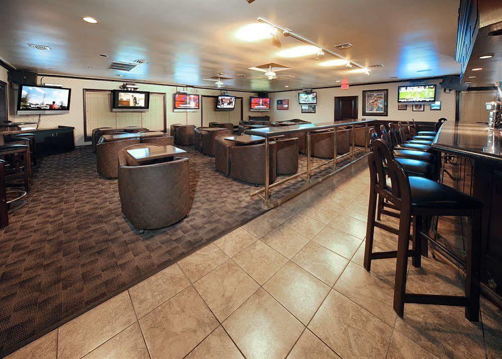 Embassy Suites By Hilton Scottsdale Resort Bagian luar foto